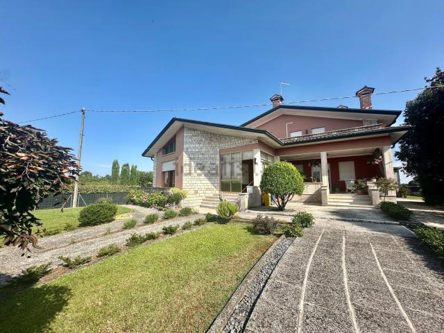 Casa in vendita a Fonte, Loria