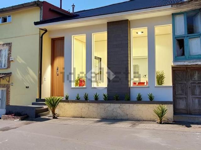 Casa in vendita a Salerno, Campania