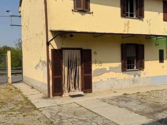 Casa in vendita a Mortara, Pavia
