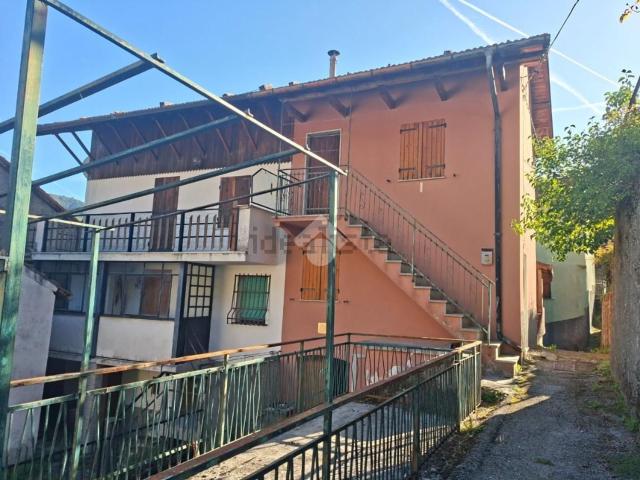 Casa in vendita a Vigogna, Vobbia