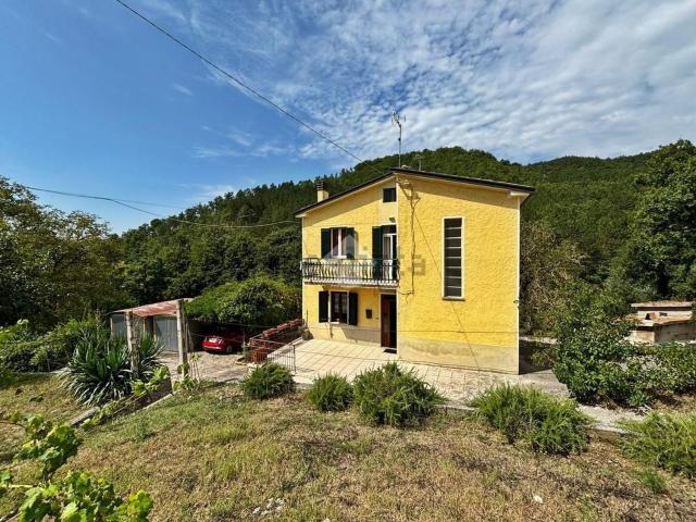 Casa in vendita a Cerasa, Gualdo Tadino