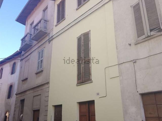 Casa in vendita a Paderno D'adda, Lombardia
