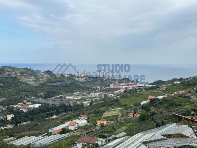 Casa in vendita a Poggio di Sanremo, San Remo