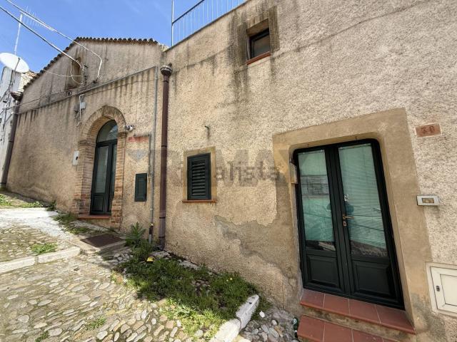 Casa in vendita a Grassano, Basilicata