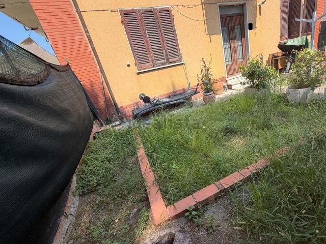 Casa in vendita a La Prada, Carrara