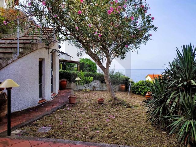 Casa in vendita a Celle Ligure, Liguria