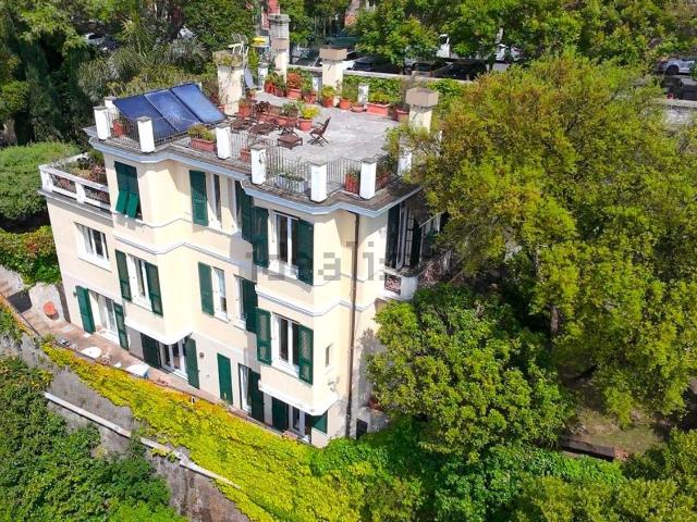 Casa in vendita a Centro Est, Serra Riccò