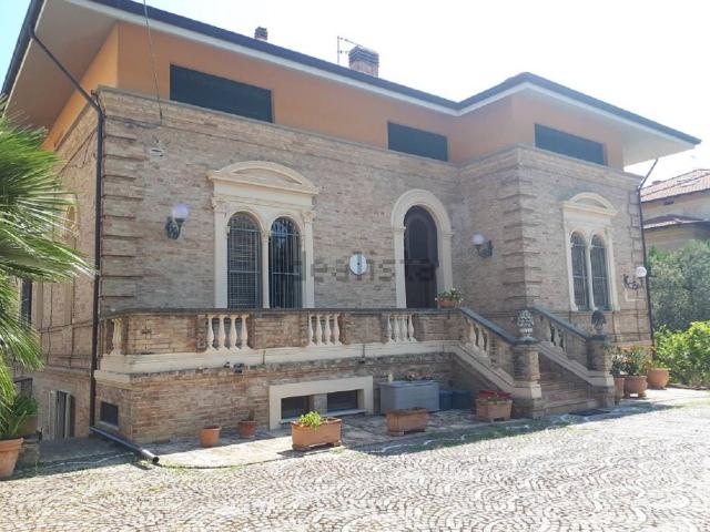 Casa in vendita a Giulianova, Abruzzo