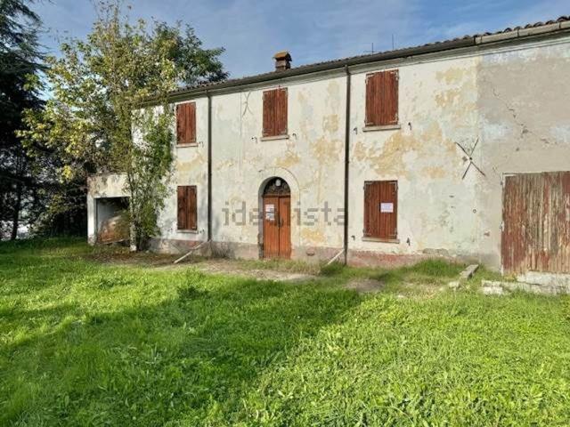 Casa in vendita a Gualdo, Roncofreddo