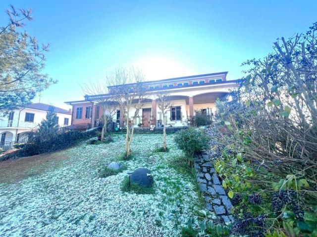 Casa in vendita a Piemonte, Vercelli