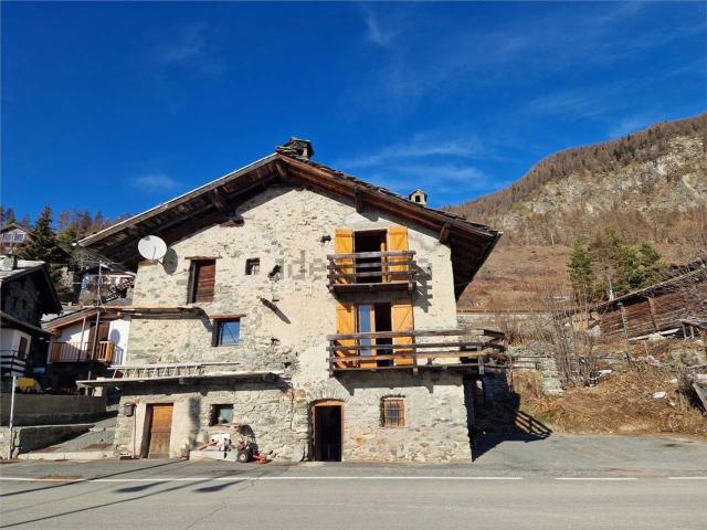 Casa in vendita a Artaz, La Magdeleine
