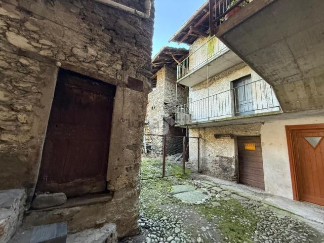 Casa in vendita a Cosio Valtellino, Lombardia
