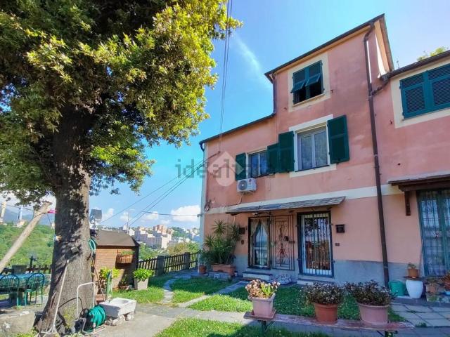 Casa in vendita a Val Polcevera, Serra Riccò