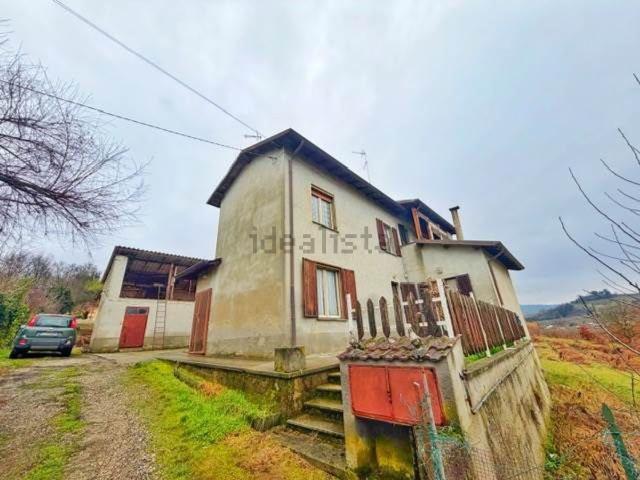 Casa in vendita a Casteggio, Pavia