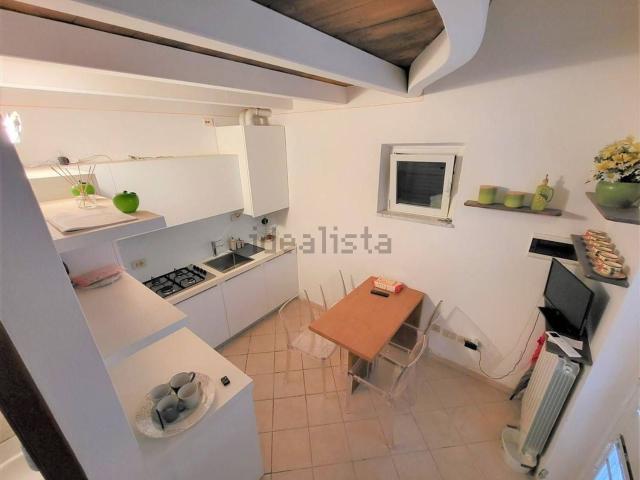 Casa in vendita a Marina di Massa, Marina Di Massa