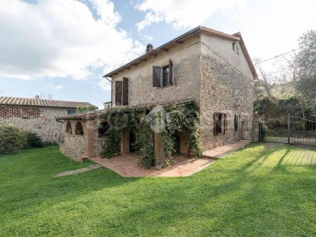Casa in vendita a Nocera Inferiore, Campania