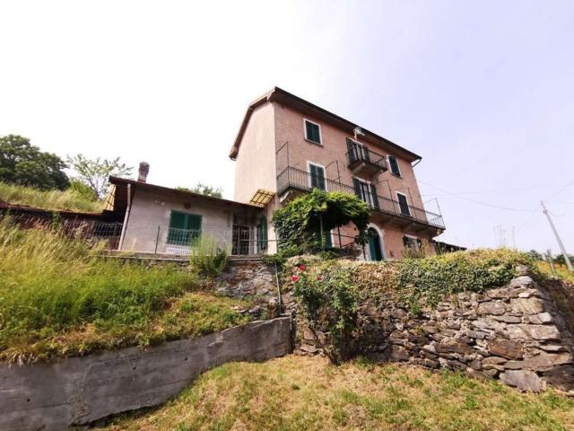Casa in vendita a Brolo, Piemonte