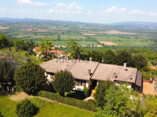 Casa in vendita a Cinigiano, Toscana