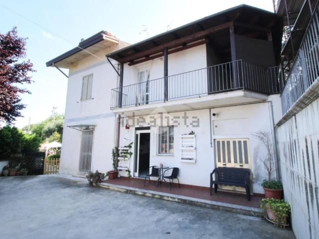 Casa in vendita a Mancini, San Vito Chietino