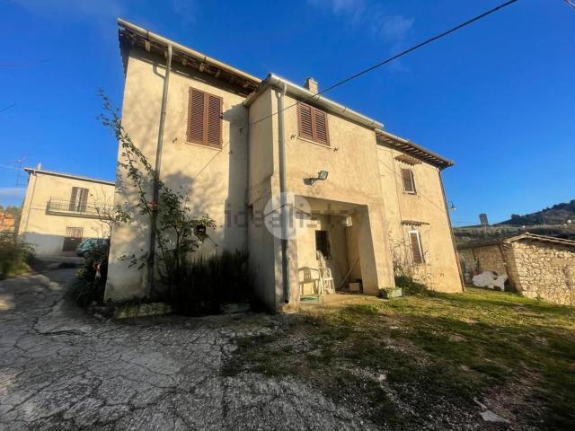 Casa in vendita a Terni, Umbria