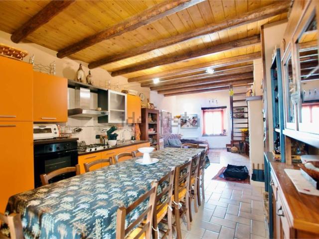Casa in vendita a Valbondione, Lombardia