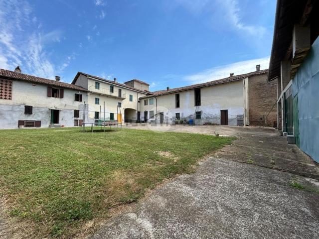 Casa in vendita a Piemonte, Asti