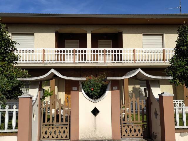 Casa in vendita a Gaiba, Veneto