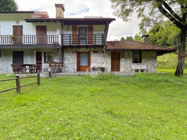 Casa in vendita a Trasaghis, Friuli-Venezia Giulia