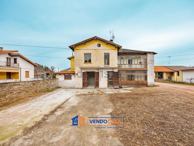 Casa in vendita a Castellar, Piemonte