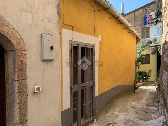 Casa in vendita a Montesarchio, Campania