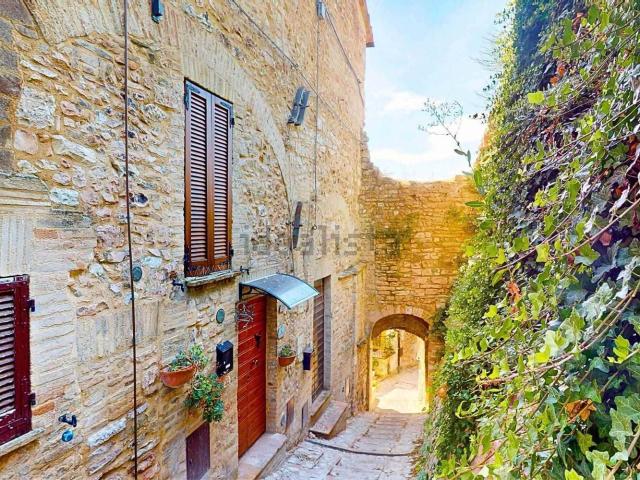 Casa in vendita a Spello, Umbria