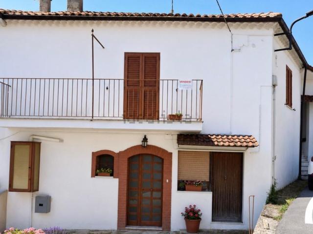 Casa in vendita a Rocchetta Alta, Rocchetta a Volturno