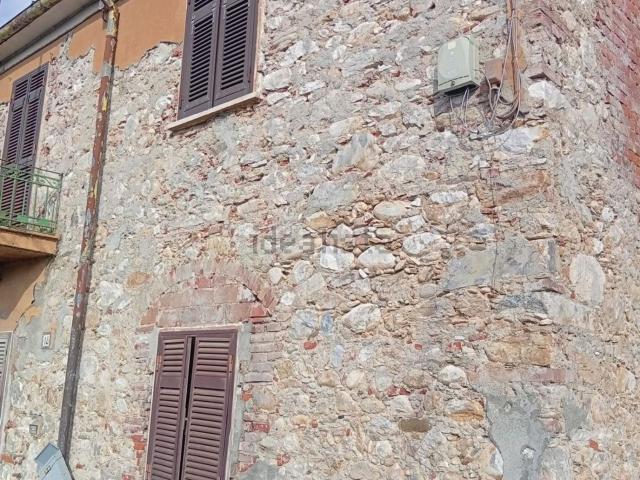 Casa in vendita a Carrara, Toscana