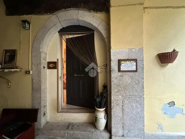 Casa in vendita a Montesarchio, Campania
