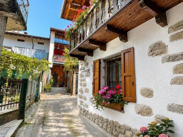 Casa in vendita a Prezzate, Mapello