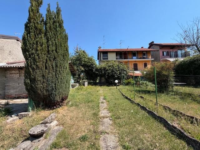 Casa in vendita a Gattico-Veruno, Piemonte
