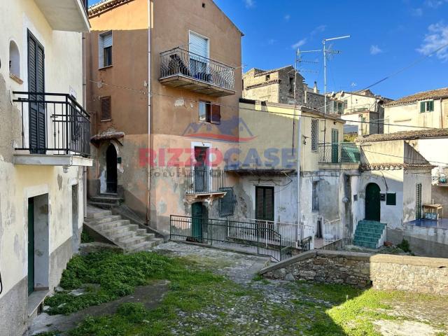 Casa in vendita a Corigliano-Rossano, Calabria