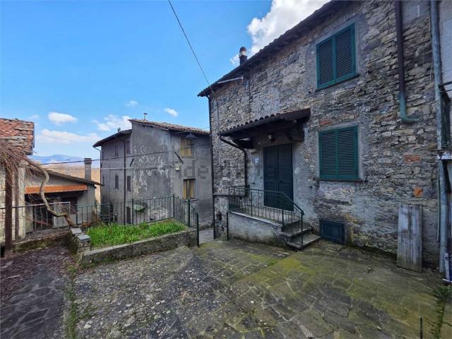 Casa in vendita a Unione Comuni Garfagnana, Camporgiano
