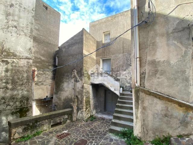 Casa in vendita a Cetraro Paese, Calabria