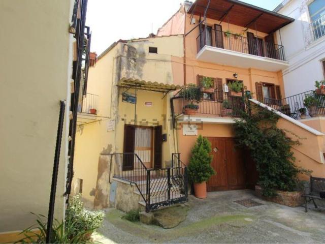 Casa in vendita a Bellante, Abruzzo