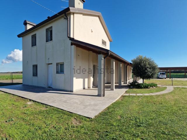 Casa in vendita a Comacchio, Reggio Emilia