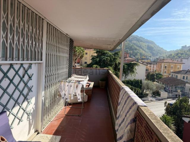 Casa in vendita a Fabbrica, Carrara