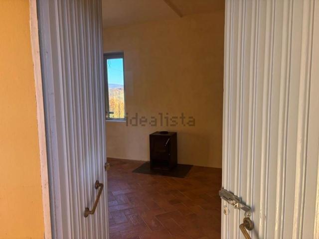 Casa in vendita a Valfabbrica, Umbria