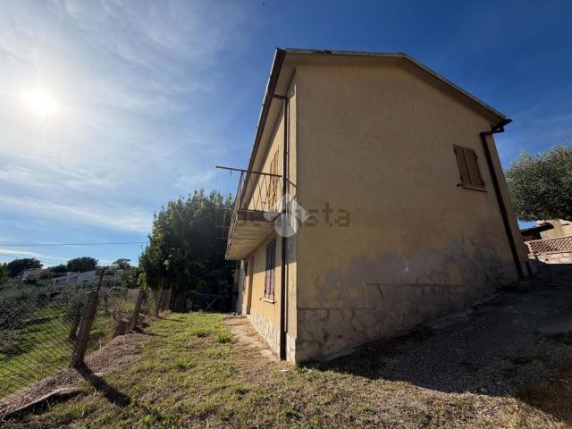 Casa in vendita a Avigliano Umbro, Terni