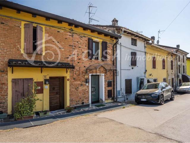 Casa in vendita a Polesine Zibello, Pieveottoville