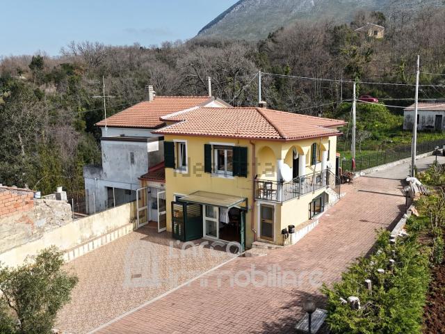 Casa in vendita a Calabria, Cosenza
