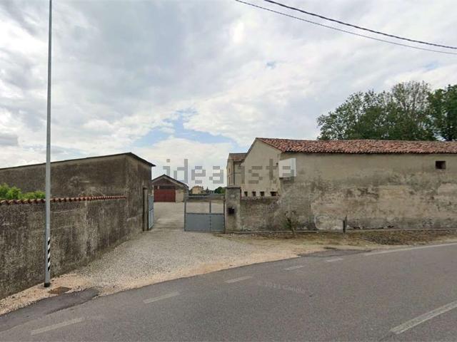 Casa in vendita a Castagnaro, Verona