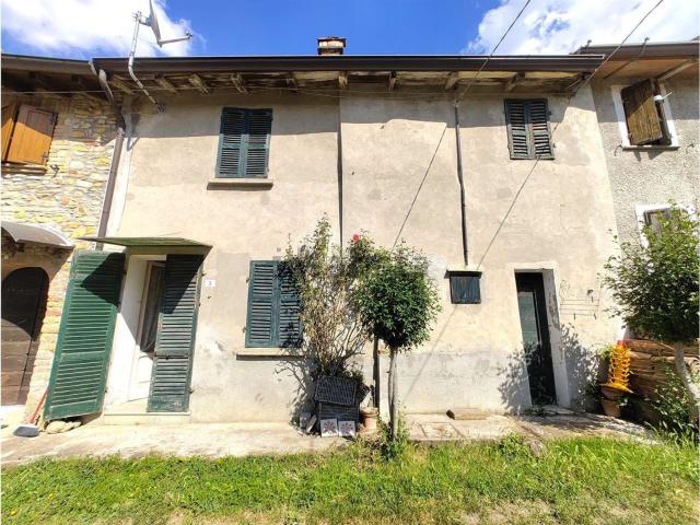 Casa in vendita a Gropparello, Reggio Emilia