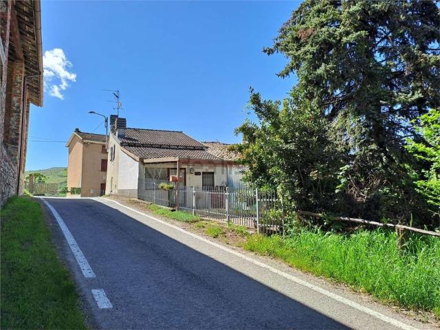 Casa in vendita a Montalto Pavese, Lombardia