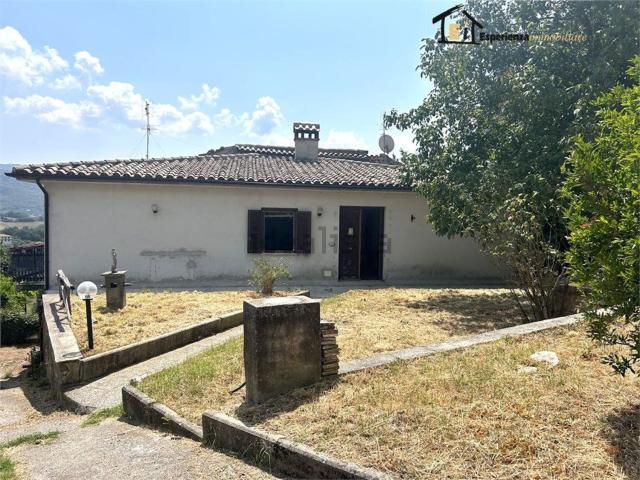 Casa in vendita a Configni, Rieti